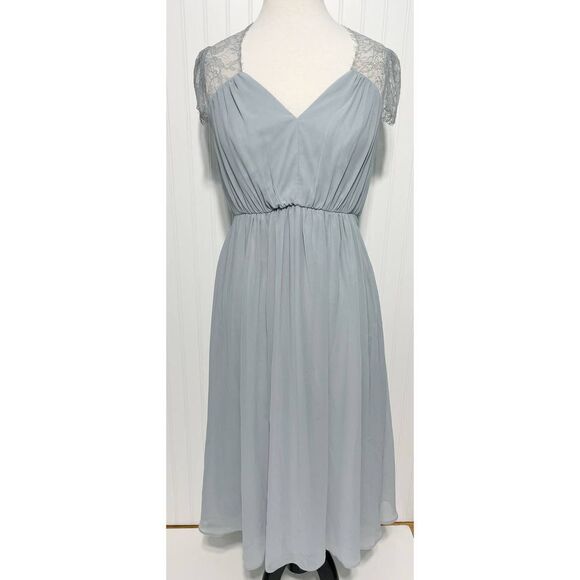 Asos Kate Lace Maxi Dress Gown Eyelash Lace V-Neck Short Sleeves Baby Blue 6 - Picture 2 of 16